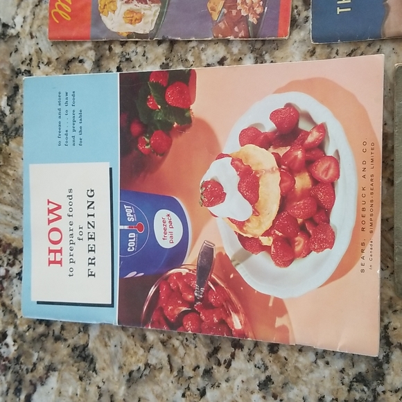 Variety of Vintage Paperback Cookbooks - Picture 2 of 8